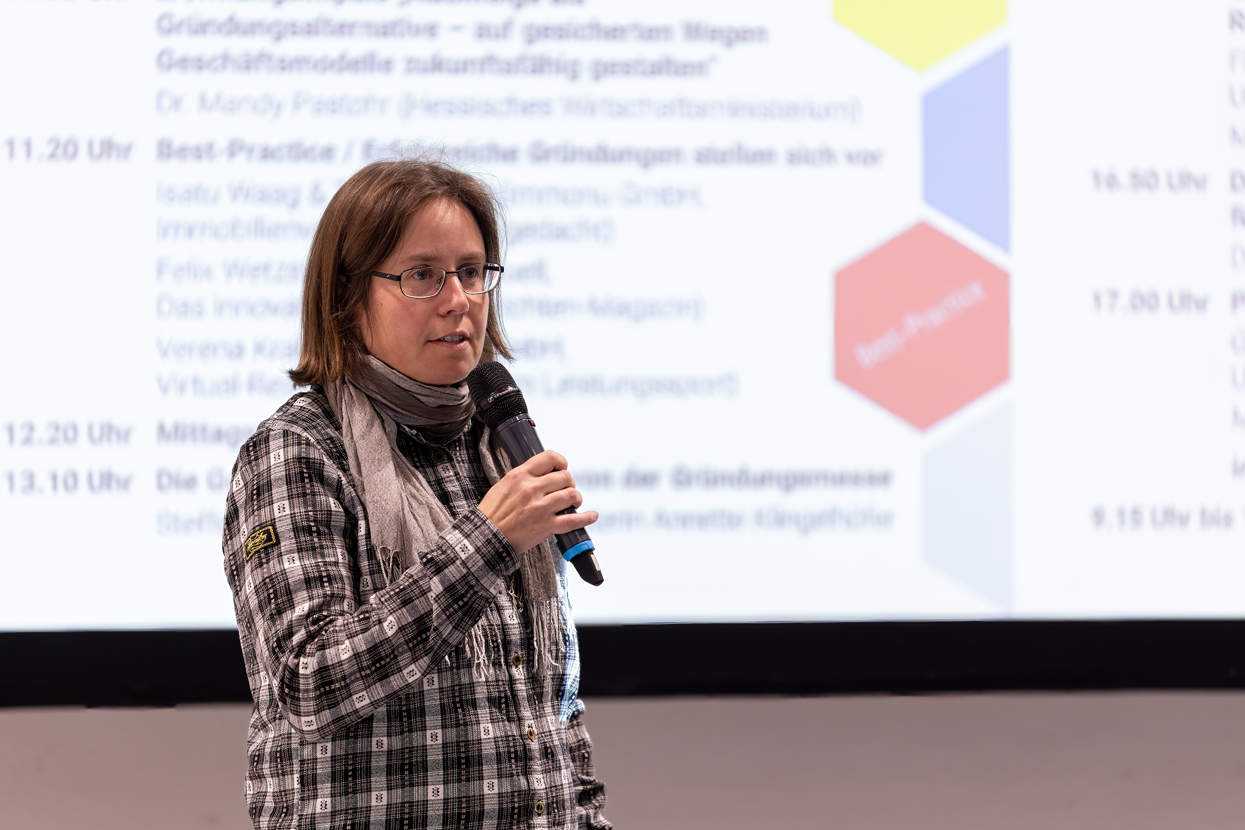 Sabine Glinke<br><b>Projektleitung Gründungsmesse<br>www.tig-gmbh.de</b>